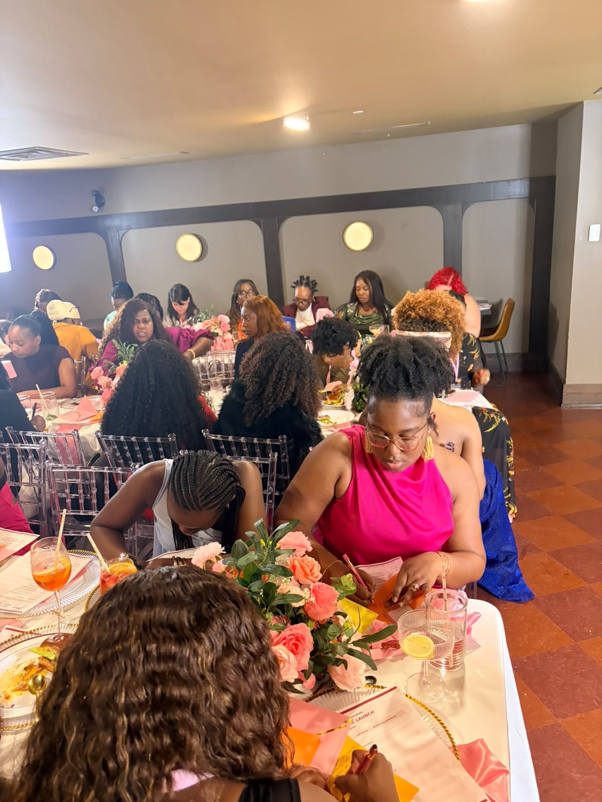 Her Circle NL — Launch networking